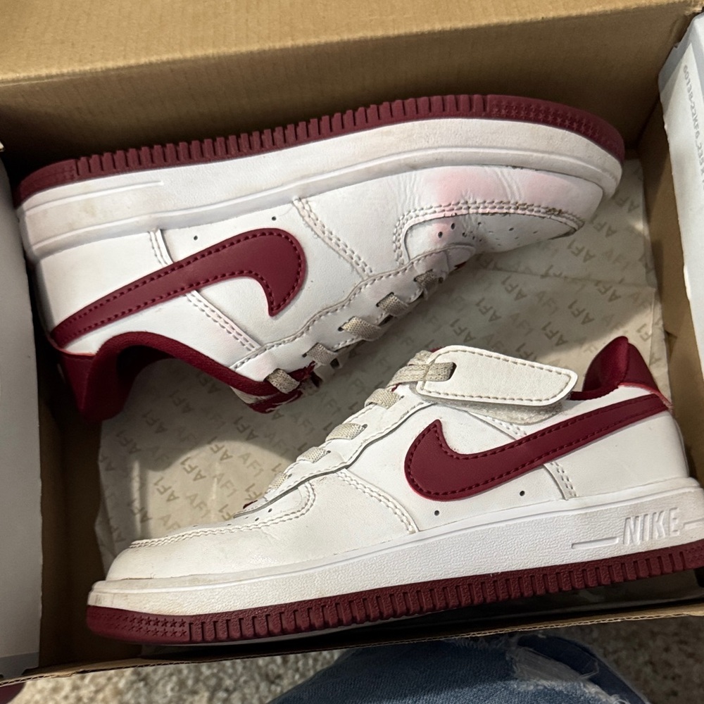 Nike White and Burgundy Sneakers